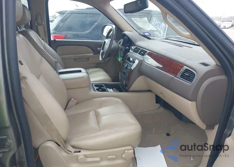 2011 Chevrolet Suburban 1500 Lt1 z USA, uszkodzony, nr VIN 1GNSCJE07BR327726